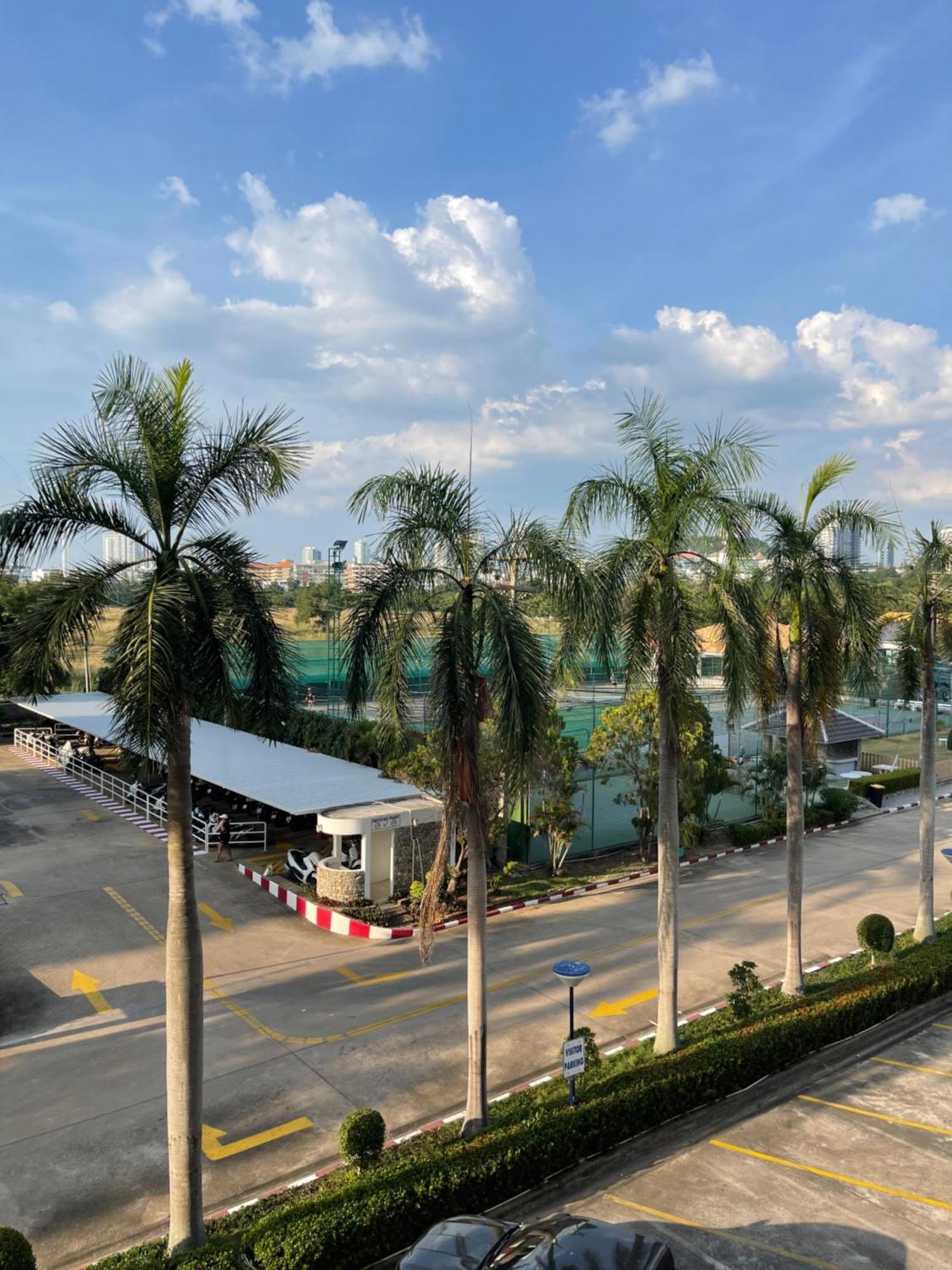 Jomtien Condotel Condominium Pattaya Eksteriør bilde